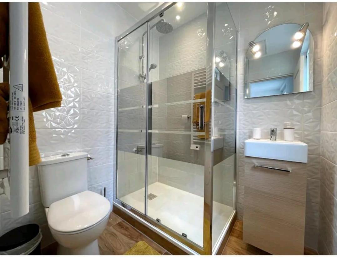 The New-Yorker - Hyper Centre- 2Mn Gare Sncf - Wi-Fi Netflix Gratuit Apartment Niort Exterior foto